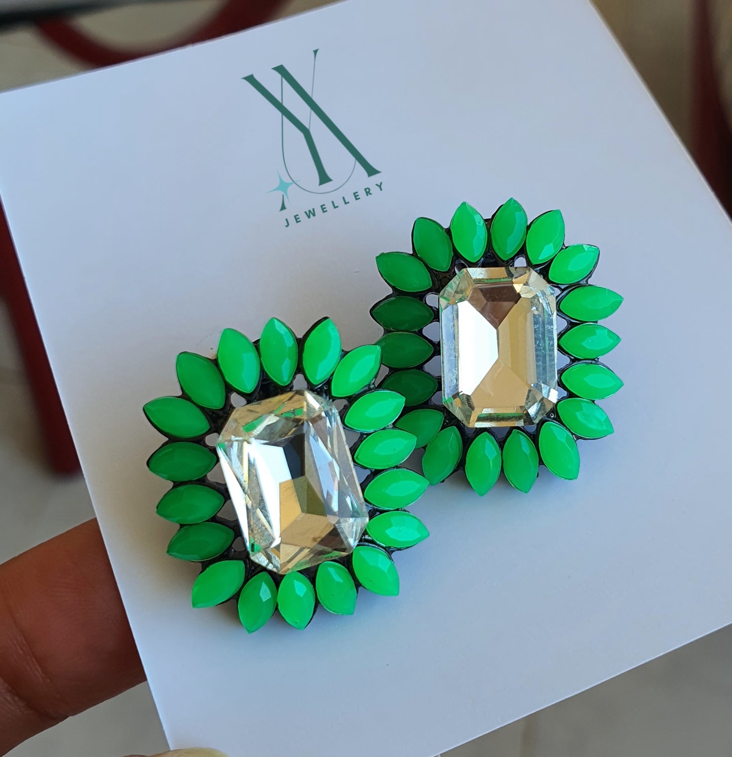 BLOOM STUDS